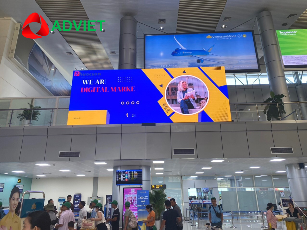 Quảng cáo màn hình LED tại khu vực an ninh soi chiếu