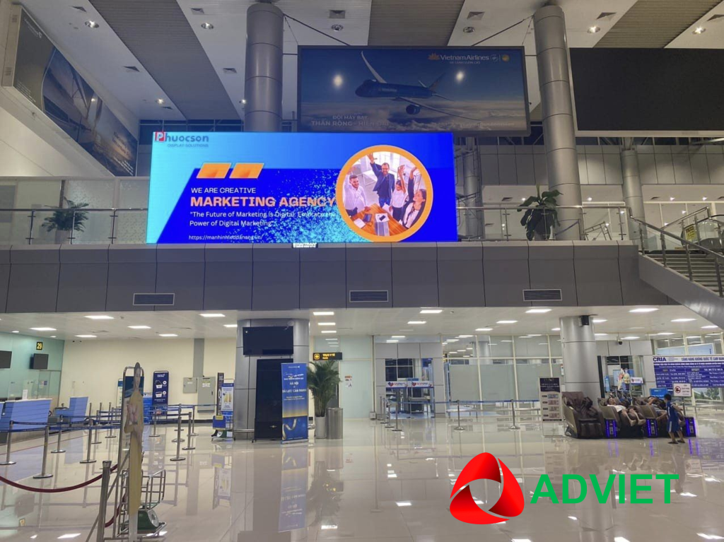 Quảng cáo màn hình LED khu vực công cộng sân bay Cam Ranh