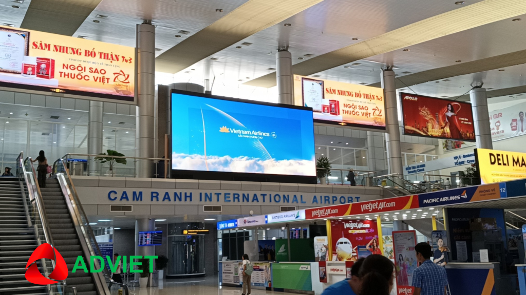 Kinh nghiệm triển khai thành công quảng cáo tại sân bay
