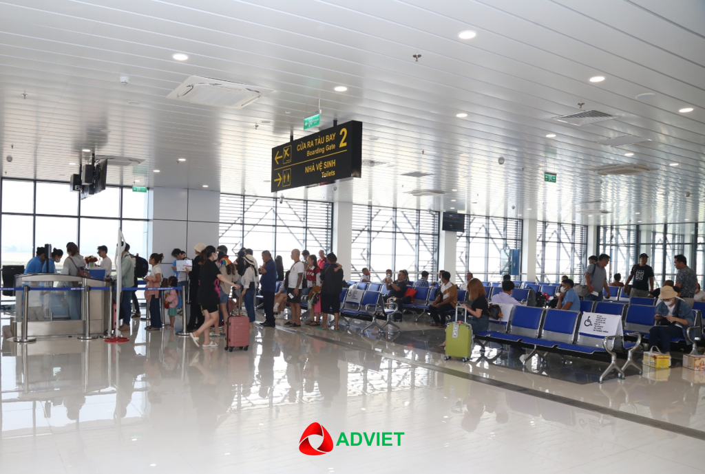 Khu vực phòng chờ lên máy bay của Sân bay Điện Biên