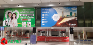 Quảng cáo màn hình LED tại khu vực check-in sân bay Tân Sơn Nhất