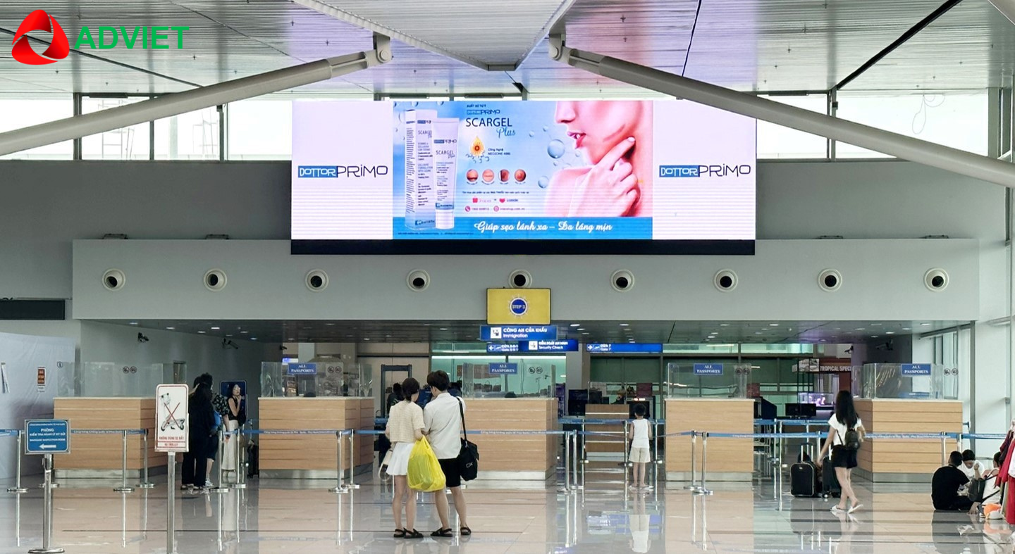 Quảng cáo màn hình LED tại khu vực Check-in
