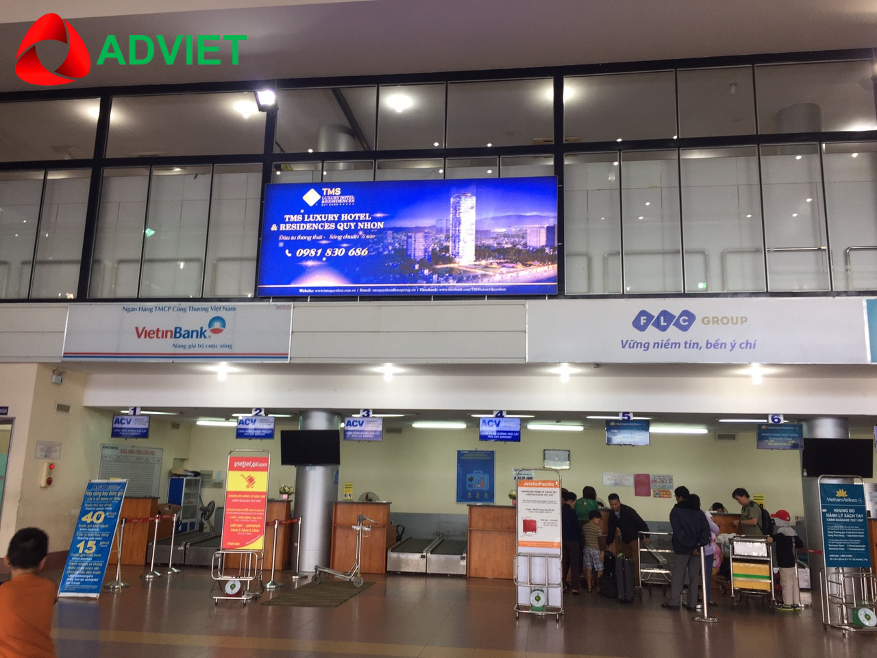 Quảng cáo màn hình LED tại khu vực Check-in