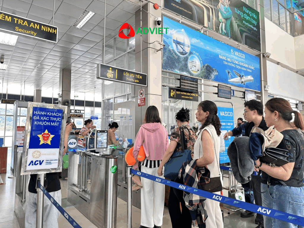 Quảng cáo màn hình LED khu vực của ra tàu bay