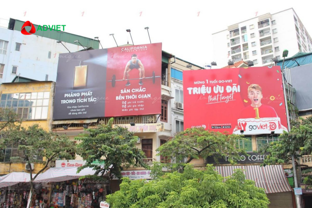 Màn hình LED siêu lớn tại vị trí trọng điểm giúp thương hiệu tăng hiệu quả truyền thông trong năm 2026.