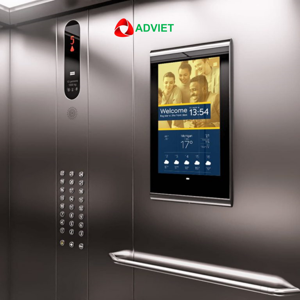 Màn hình LED trong thang máy và tòa nhà giúp tiếp cận khách hàng thu nhập cao với nội dung động.