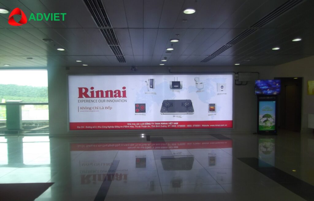 Quảng cáo hình thức biển bảng tại sân bay